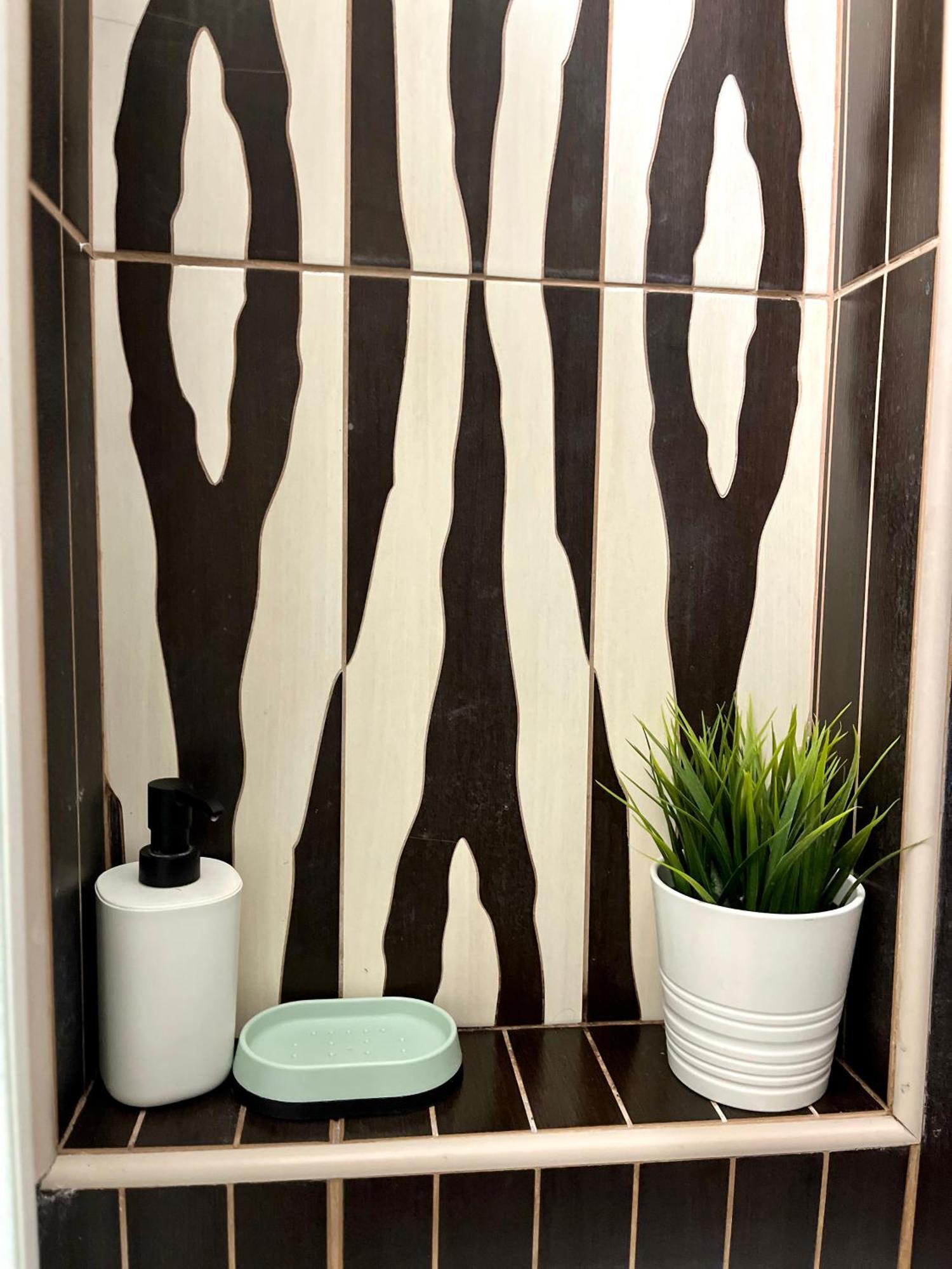 Urban Jungle Apartment Old Town Air Conditioned Bratislava Buitenkant foto
